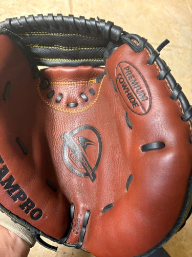 Champro CPX 1000 RH Catcher's Baseball Glove (Used)