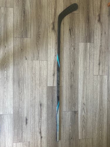 Senior Bauer Nexus Tracer Right Handed Hockey Stick P92 77 Flex (Used)