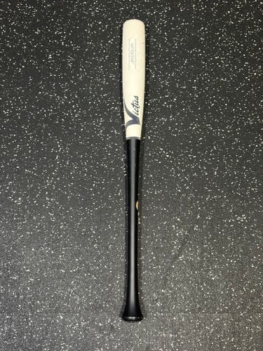 Victus Pro Reserve Maple JRODJR Bat (-3) 26 oz 29" (Used)