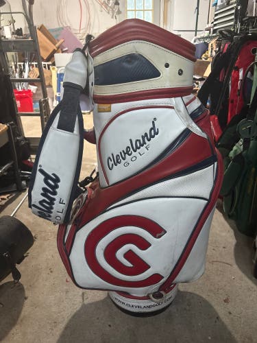 Used Cleveland Tour Staff Golf Bag