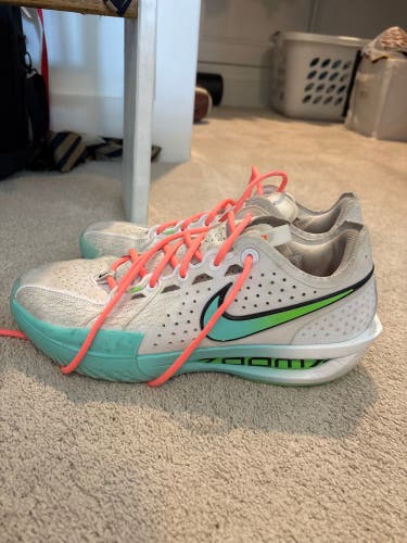 Men's Size M 11.0 (W 12.0) Nike GT Cut Shoes (Used)
