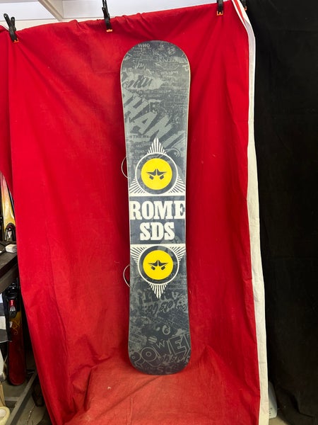 Rome/SDS garage rocker snowboard 159cm, tech nine bindings size