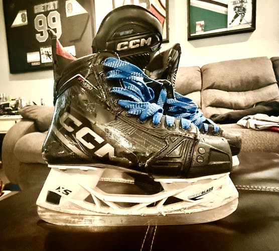 2023 CCM JetSpeed FT690 Hockey Skates Regular Width Size 4 (Used)