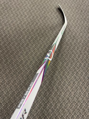 Intermediate Bauer Proto2 Right Handed Hockey Stick P92 65 Flex (New)