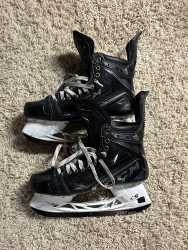 Black 2022 CCM Ribcor 100K Pro Hockey Skates Regular Width 9.5 (Used)