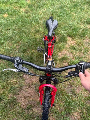 Unisex Specialized Mountain Bike (Used)
