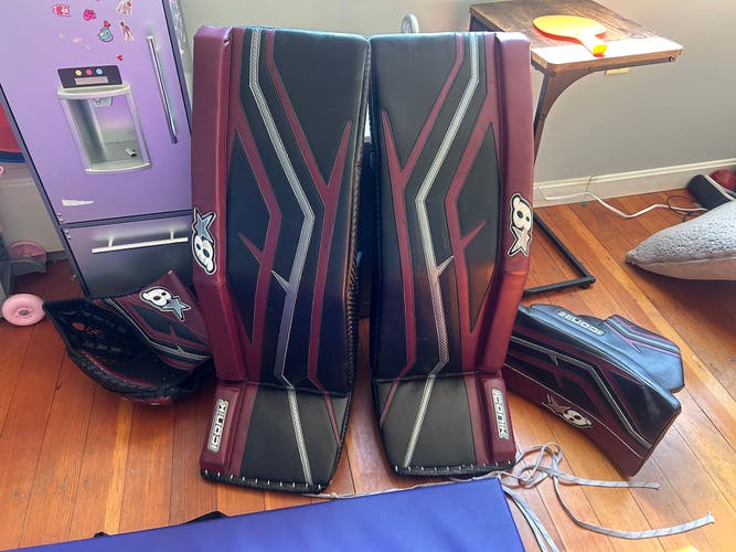 34+1” Brian's Iconik Goalie Leg Pads (Used)