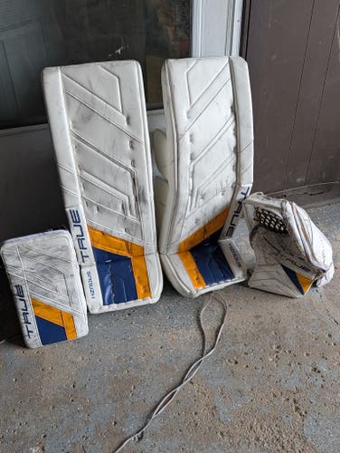 2024 33" True Regular Goalie Full Set (Used)