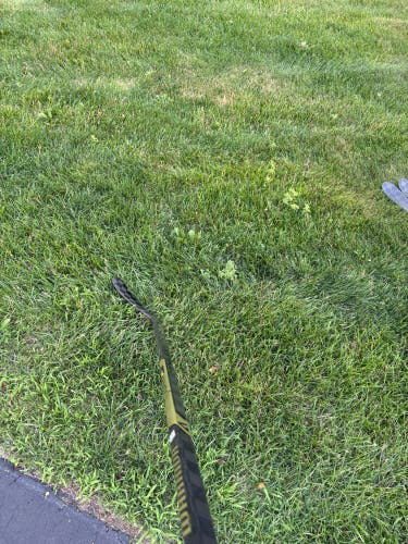Junior Warrior Alpha LX3 Pro Left Hand Hockey Stick W28 50 Flex (Used)