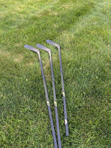 Junior Warrior Alpha LX3 Pro Left Hand Hockey Stick W28 55 Flex (Used)