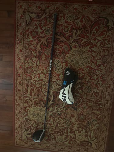 TaylorMade SIM2 Max Right Handed Driver Ventus blue 5-S loft 10.5 length 45"