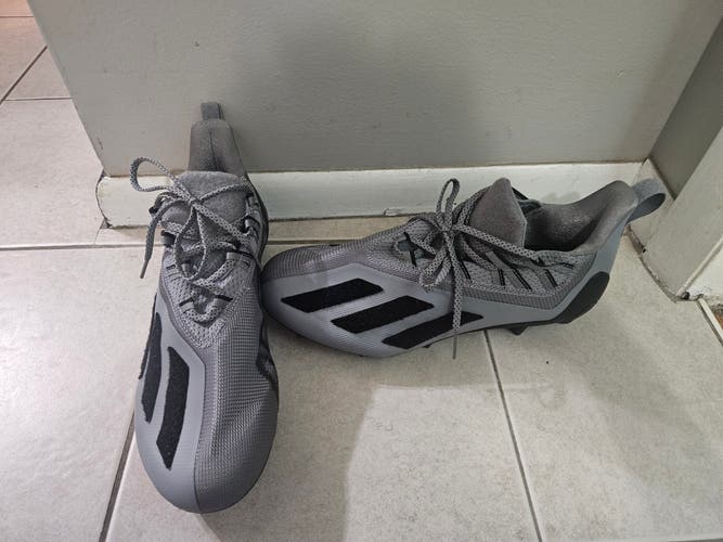 Men's Size M 12.5 (W 13.5) Adidas Low Top Molded Cleats (New)