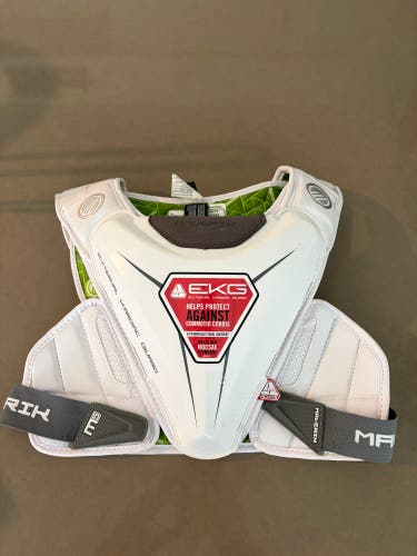 Medium Adult Maverik M5 Speed Pad Shoulder Pads (Used)
