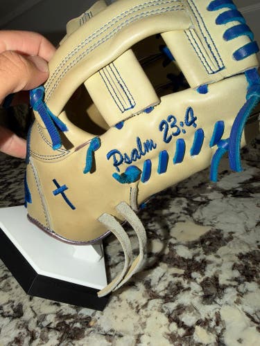 44 Pro 44 RH Infield Baseball Glove 11.5" (New)