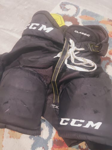 Men's Junior Small CCM Tacks Hockey Pants (Used)