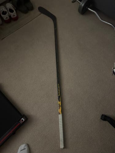 Senior Bauer Proto-R Left Hand Hockey Stick P28 70 Flex (New)