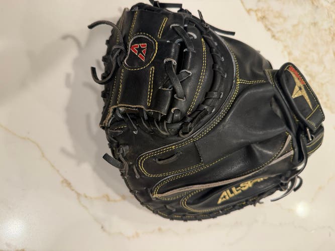 All Star CM3000SBK RH Catcher's Glove 33.5" (Used)