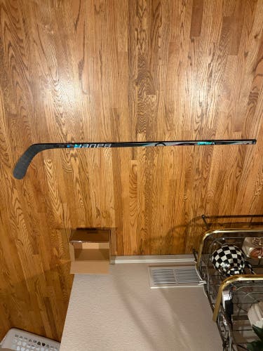 Intermediate Bauer Proto2 Left Hand Hockey Stick P92 65 Flex (Used) buyer responsible for shipping