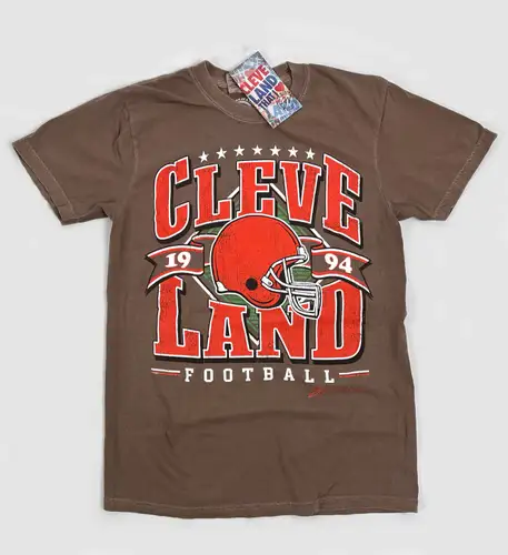 Brow Large Men's Cleveland Football  T-Shirt