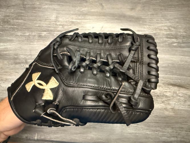 Under Armour Flawless RH Baseball Glove 11.75" (Used)
