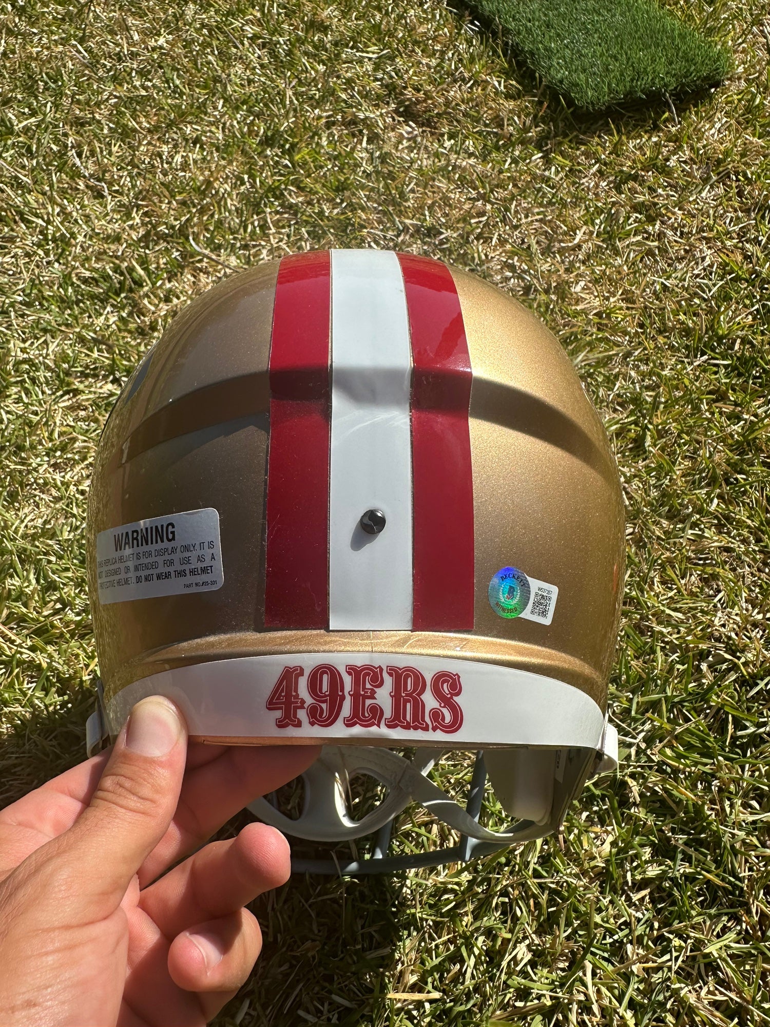 49ers motorcycle helmet San Francisco Football 21" Balloon becoming a vibrant work of art through Saladeens creative vision Brogies Bikewear NFL San Francisco