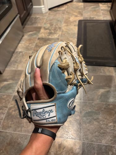 2025 Rawlings Heart of the Hide RH Infield Baseball Glove 11.5" (Used)
