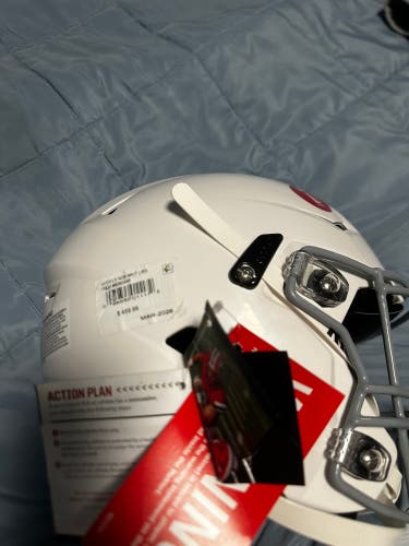 White Youth Large Riddell SpeedFlex Helmet (New) BRAND NEW Riddell SpeedFlex ND5 Youth Large Mar ‘26