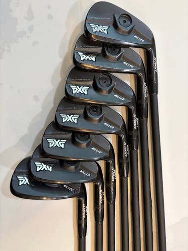 Men's PXG 0317 T Right Handed Iron Set Regular Flex (Used)