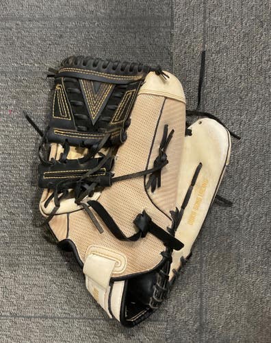Used Franklin FASTPICH PRO SERIES BB/SB Glove RH Throw White 14" 11614-S000239745