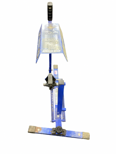 Used Louisville Slugger BLUE FLAME BB/SB Pitching Machine 11613-S000185612
