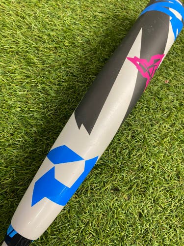 DeMarini Zen (2 3/4") USSSA Bat 2025 (-5)