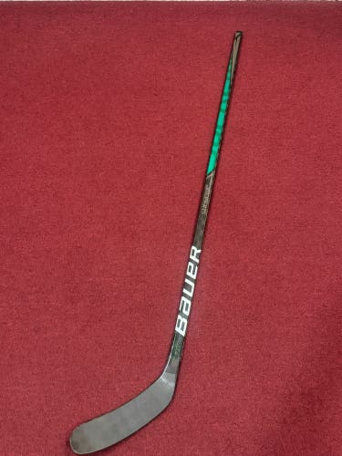 Bauer Nexus 2N Pro Right Handed Hockey Stick P14 87 Flex Pro Stock (New) Item#VT14P