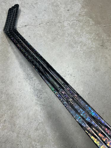 3 PACK 87 Flex Pro Kane Curve Senior Bauer Twitch Right Hand Hockey Stick Pro Stock NHL (New)