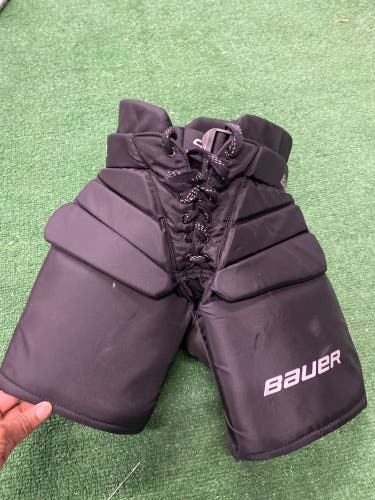 Black Junior Small Bauer GSX Hockey Goalie Pants (Used)