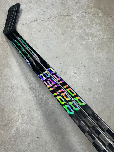 3 PACK 87 Flex Pro Kane Curve Senior Bauer Nexus Sync Right Hand Hockey Stick (New) Pro Stock