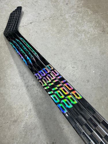 4 PACK 87 Flex Pro Kane Curve Senior Bauer Nexus Sync Right Hand Hockey Stick (New) Pro Stock