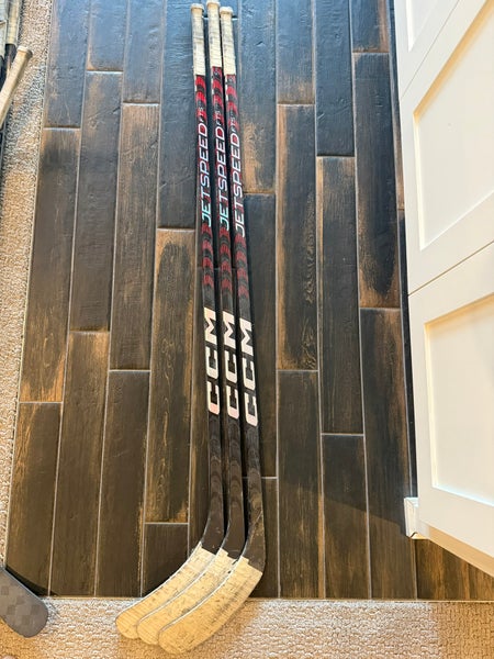 Intermediate CCM JetSpeed FT5 Pro Left Hand Hockey Stick 60 Flex Pro Stock (Used)