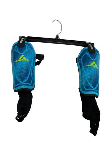Used Brava Soccer Shin Guards Adult Carolina Blue MD 11692-S000153692