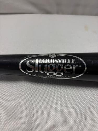 Used Louisville Slugger GENIUNE SLUGGER BB/SB Wood Bat 32" 11490-S000275038