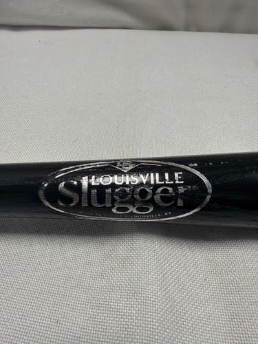 Used Louisville Slugger GENIUNE SLUGGER BB/SB Wood Bat 32" 11490-S000275037