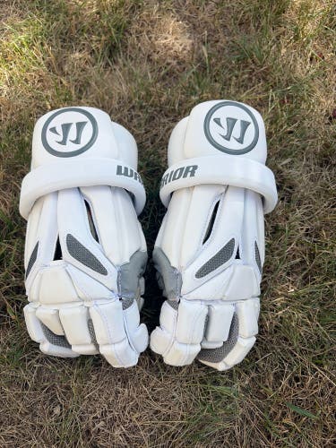 Warrior Burn Lacrosse Gloves (New)