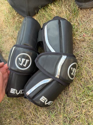 Medium Adult Warrior Evo Pro Arm Pads (Used)