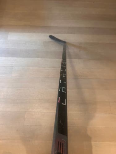 Senior True Catalyst 9x Left Hand Hockey Stick TC2.5 85 Flex Pro Stock (New)