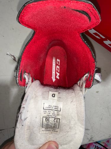 Youth CCM JetSpeed FT480 Hockey Skates Regular Width 12 (Used)