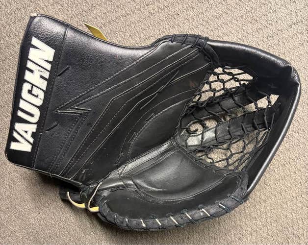 Vaughn Velocity V9 Pro XP Regular Pro Stock glove catcher (Used)