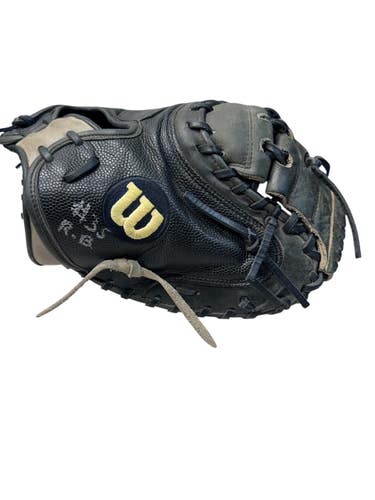 Used Wilson A2000 M2 BB/SB Catchers RH Throw Black 33 1/2" 11835-S000210023