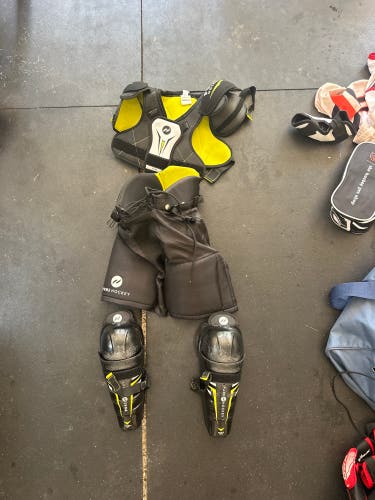 Youth Medium Pure Hockey Hockey Pants (Used)