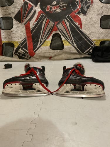 Black/Gray 2021 Bauer Vapor 3X Pro Hockey Skates Regular Width Size 3 (Used)
