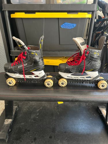 2022 Bauer Supreme M1 Hockey Skates Size 4 (Used)