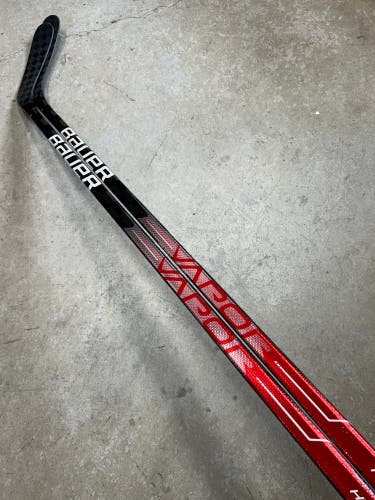 2 PACK 82 Flex P92 Senior Bauer Vapor Hyperlite Right Hand Hockey Stick (New) Pro Stock